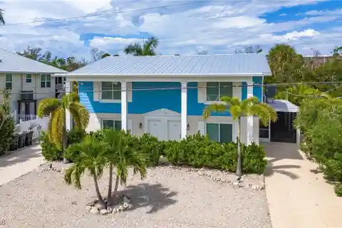 Turnkey Direct Gulf Access Waterfront Duplex