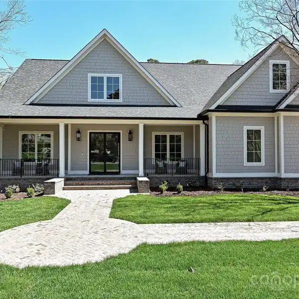 NEW SOUTHERN COTTAGE STYLE HOME IN PROVIDENCE PARK