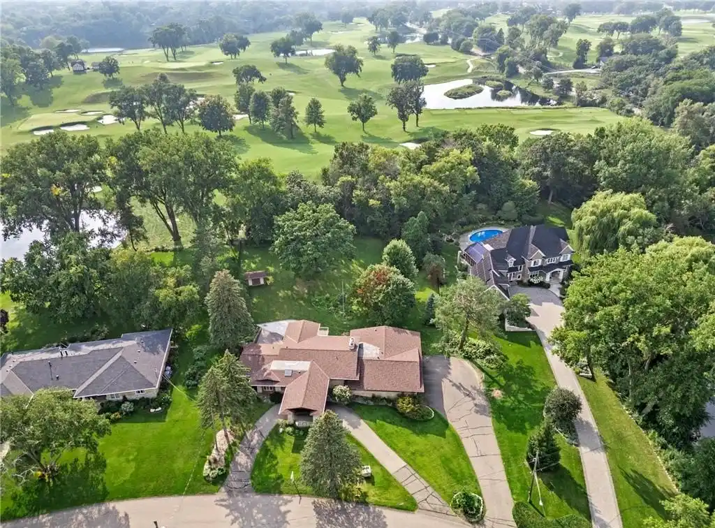 Design Your Perfect Home on a Premium Lot