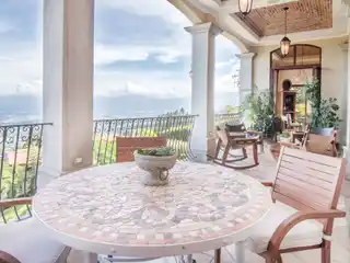 Casa Vista Hermosa