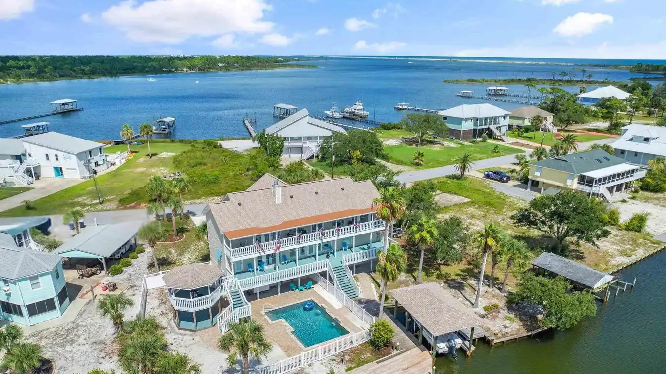 True Island Living with Magnificent Views