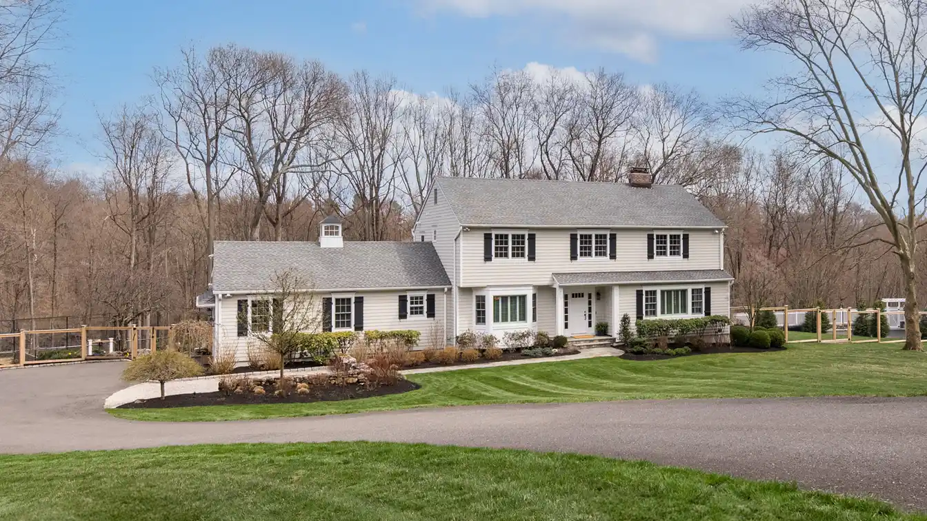 Exquisite Home on a Beautiful Cul-de-sac