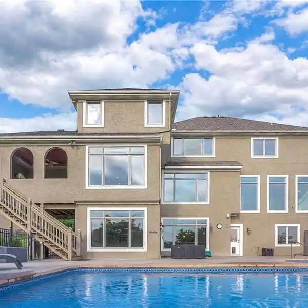 SLICE OF PARADISE IN COLTON LAKES