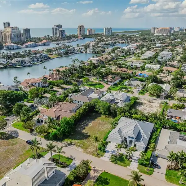 BUILD YOUR DREAM HOME IN THE PARK SHORE AREA