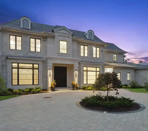 BESPOKE LUXURY ESTATE