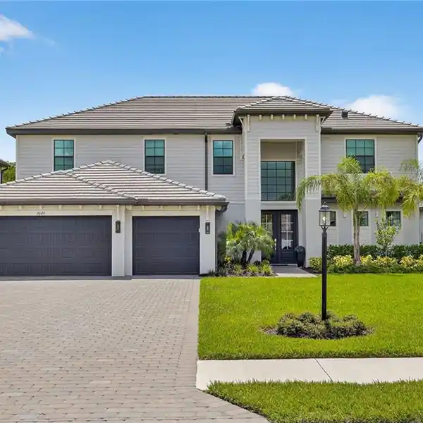 THOUGHTFULLY DESIGNED AND METICULOUSLY MAINTAINED HOME