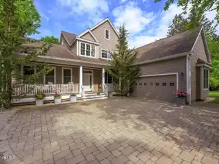 Classic Architecture with Contemporary Elegance