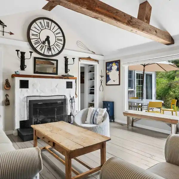 CHARMING BEACH COTTAGE FOR RENT