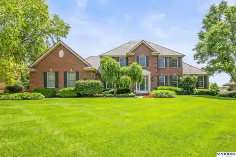 Beautiful All-brick Front Home in Desirable Huntington Park