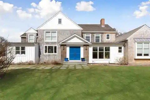 Beautiful Rental Home with Ample Entertaining Space