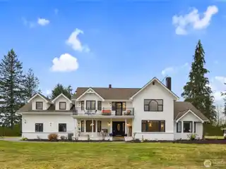 One-of-a-kind Gated Lake Stevens Retreat