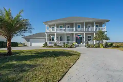 Luxurious Waterfront Property in Prestigious Marsh Creek