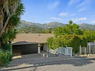 Versatile Property with Unobstructed Panoramic Mountain Views