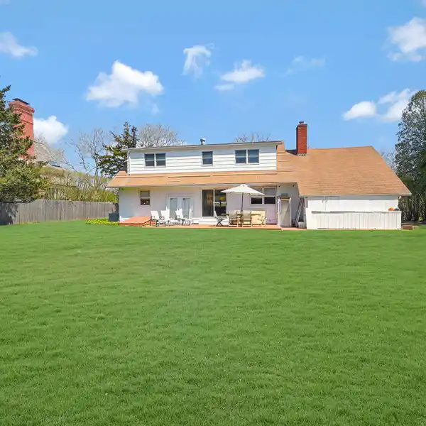 QUAINT RANCH HOME FOR RENT