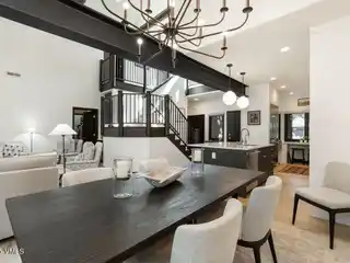 Beautifully Updated Dakota Townhome