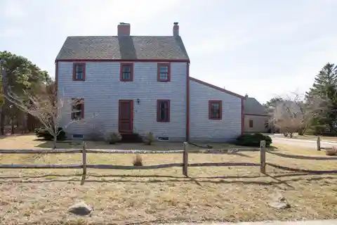Exceptional Property on an Oversized Parcel