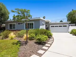 Beautifully Upgraded Turnkey Home in Encino Village
