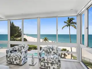 Comfort and Coastal Luxury at Royal Palm Club