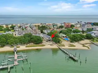 Exceptional Waterfront Retreat