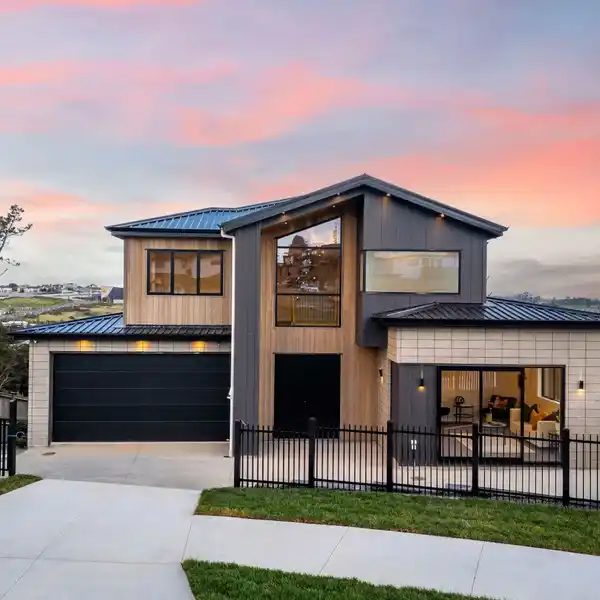 A MASTERPIECE OF LIGHT, SPACE AND LIFESTYLE