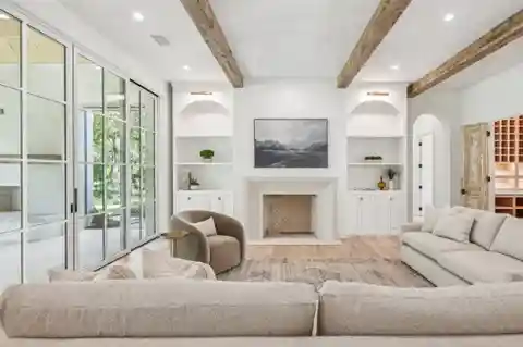 Exquisite Multi-Generational Estate