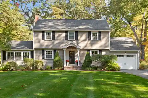 Picture-Perfect Colonial with Vaulted Family Room