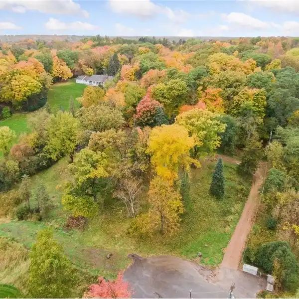 BEAUTIFUL 1.13 ACRE BUILDING SITE OVERLOOKING STUBBS BAY
