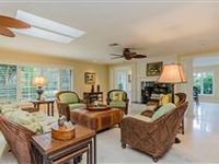 SERENE COQUINA SANDS RESIDENCE JUST STEPS FROM THE BEACH