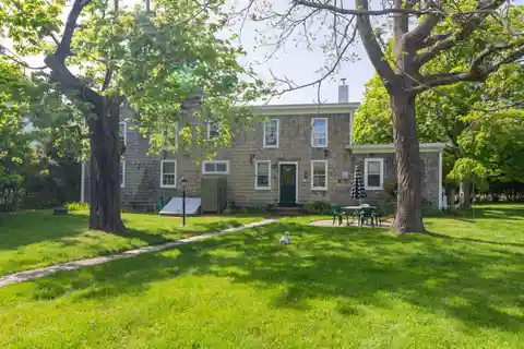 Historic Amagansett Home for Rent in the Village