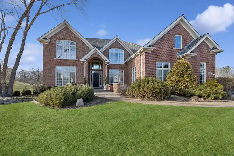 Exquisitely Updated Private Retreat