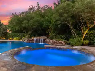 Exquisite Estate in Whitley Place