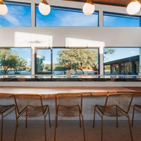 RARE MID-CENTURY-INSPIRED ESTATE