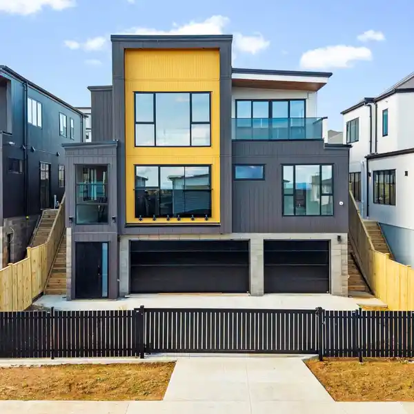 OPULENT FAMILY LIVING IN PRIME FLATBUSH LOCATION