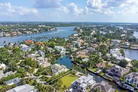 Build Your Waterfront Dream Home