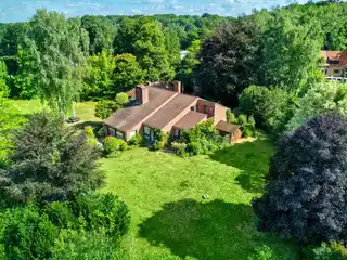 Charming Villa in a Magnificent Garden Setting