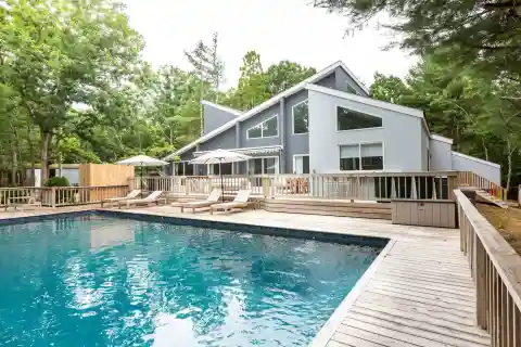 Light-Filled and Beautifully Furnished Rental Home