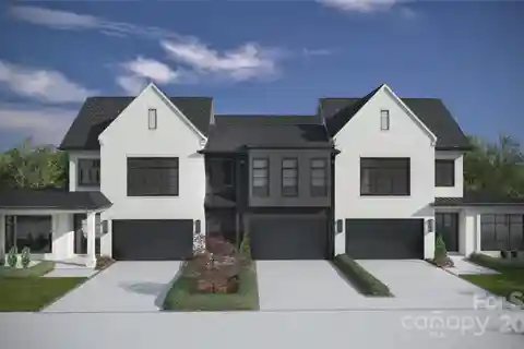 Maintenance-free Luxury Living in Sharon Woods