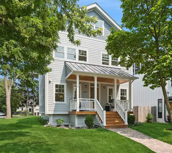 EXCEPTIONAL NEW CONSTRUCTION
