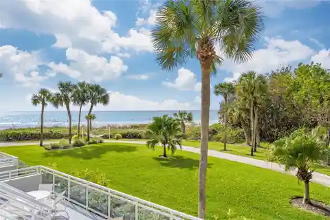 Highly Desirable and Rarely Available Unit