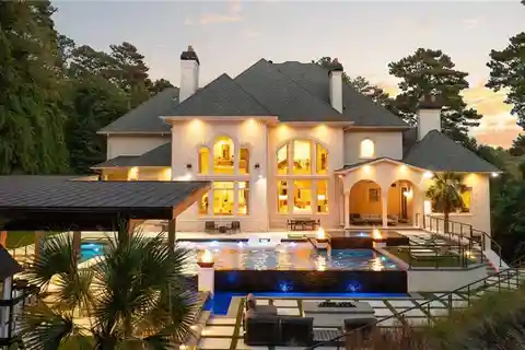 Luxurious Living on 2.5 Wooded Acres