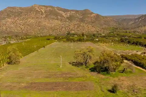 Remarkable 12-acre Property