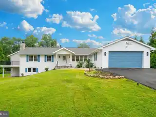Spacious Luxury Living on over One Acre