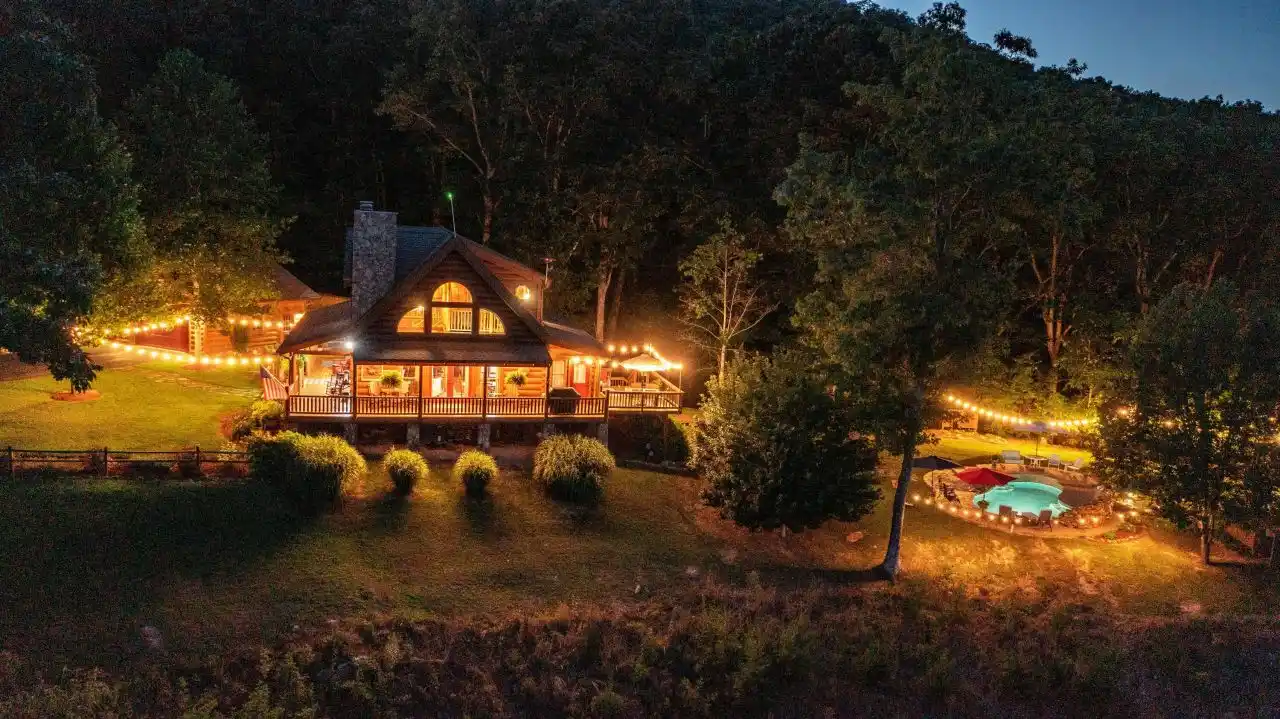 Charming Log Home Surrounded by Nature