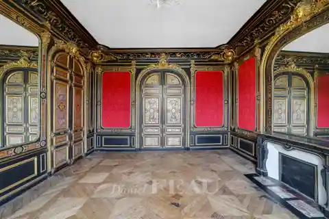 Classic Elegance in 1850s Versailles Mansion