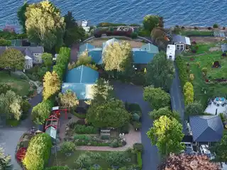 Magical Waterfront Retreat