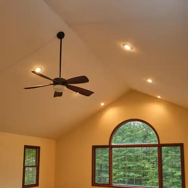 FLEXIBLE LAYOUT PERFECT FOR MULTI-GENERATIONAL FAMILIES