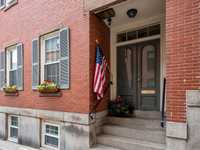 CHESTNUT ROW CONDOMINIUM