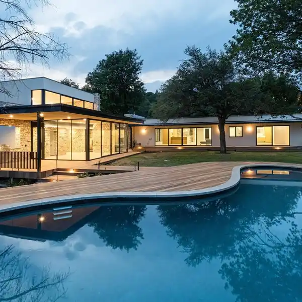 TWO RESIDENCES IN THE HEART OF WESTLAKE