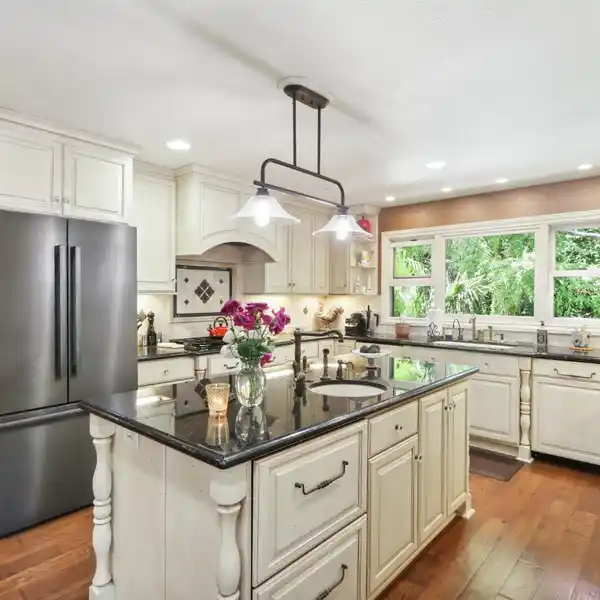 TRULY EXCEPTIONAL CUSTOM HOME