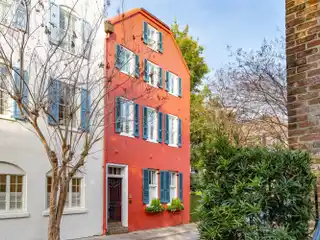 Beautifully Restored 18th Century Row House